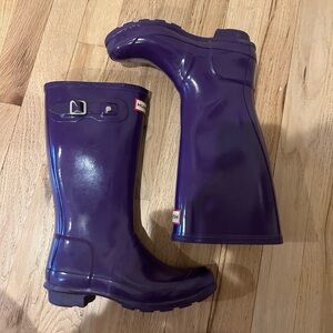Hunter Glossy Violet Boots